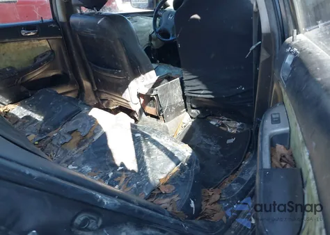 2003 Honda Accord 3.0 Ex z USA, uszkodzony, nr VIN 1HGCM66833A055317